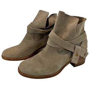 UGG Women's Elora Tan Sahara Suede Ankle Boot 1019148 Sz 6